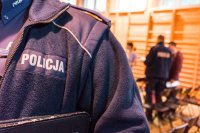 Policjanci podczas spotkania z mieszkańcami dzielnic Orzegów i Godula